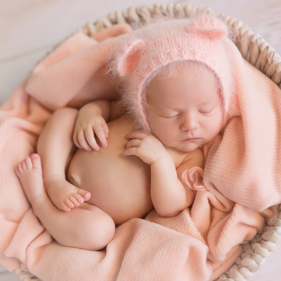 Brisbane newborn photography, newborn baby photographer, Natural light newborn photographer