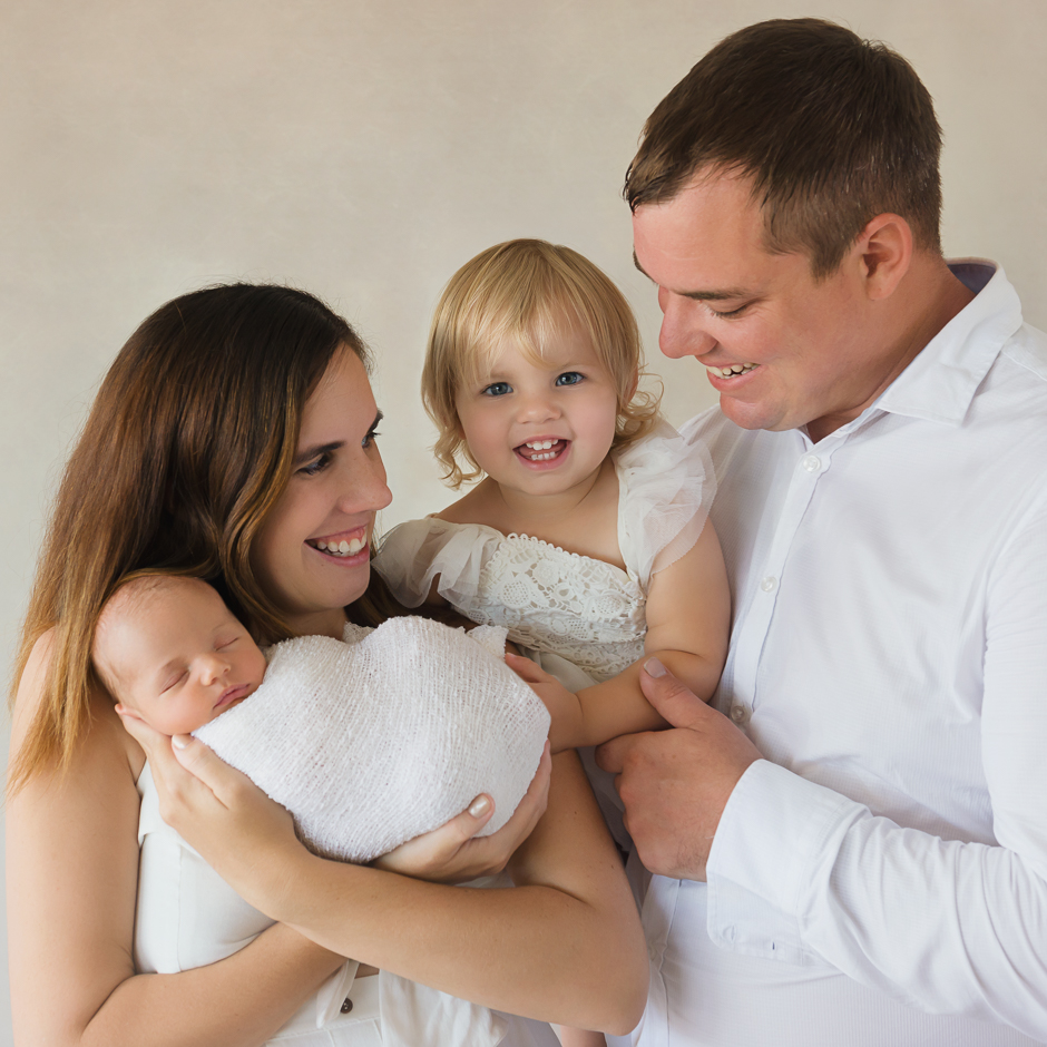 Sonja Griffioen - Newborn Photography Brisbane