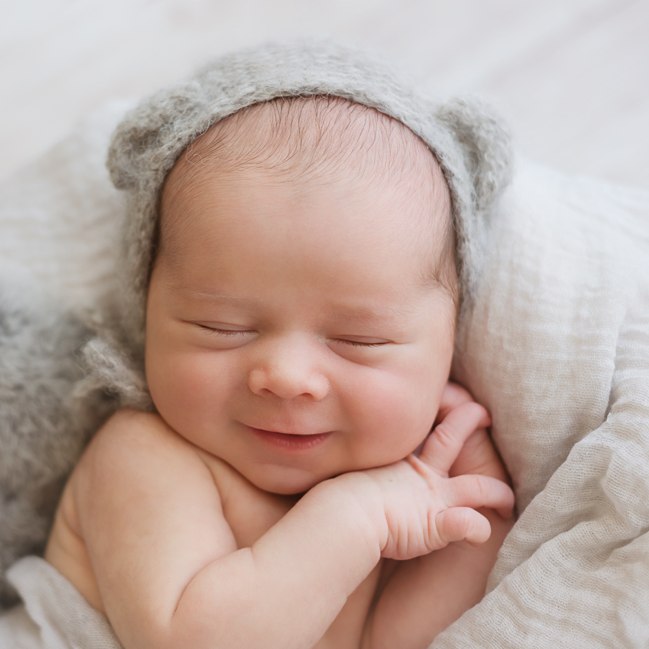 Sonja Griffioen - Newborn Photography Brisbane