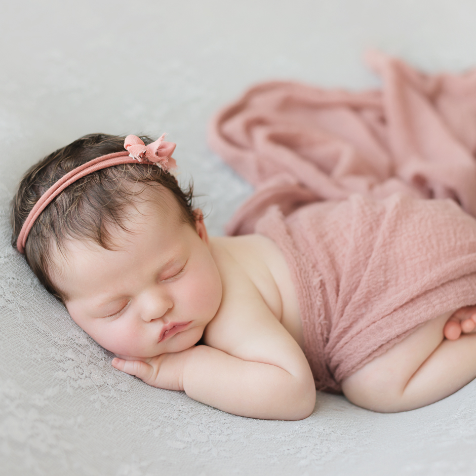 Sonja Griffioen - Newborn Photography